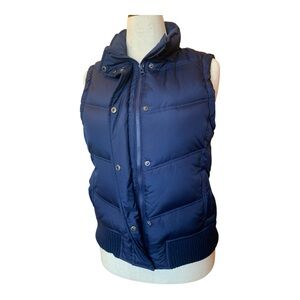 GAP Navy Blue Quilted Puffer Vest Crew Neck Zip Up Closure Size‎ Medium